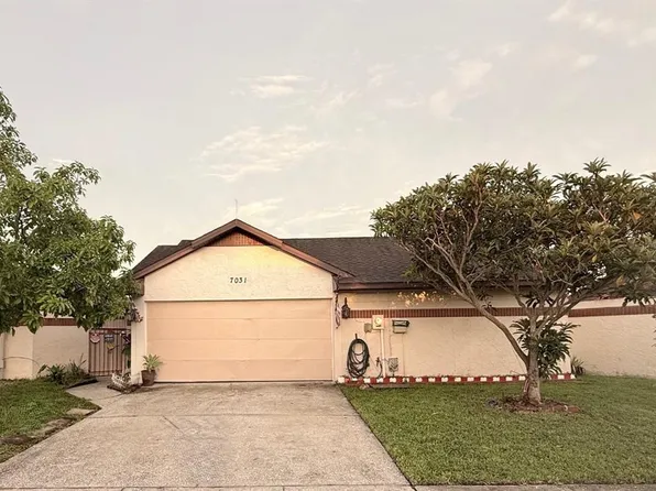 7031 Drury St, Tampa, FL 33635