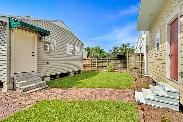 1 bed, 1.0 bath, 452 sqft, $950 — Photo 2