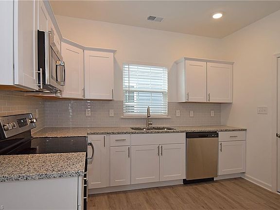 4th image of 3409 Littlefield Way