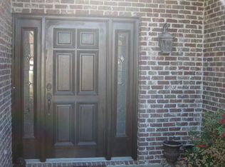 103 Kenswick Ct, Starkville, MS 39759