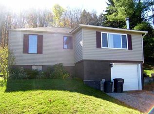 229 Ray St, Irwin, PA 15642