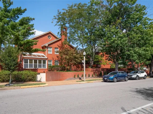 4525 Laclede Ave APT 8, Saint Louis, MO 63108