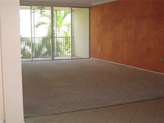 3rd image of 1690 NE 191st St #3021