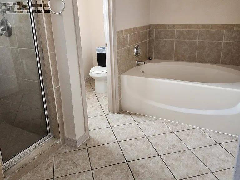 1517 Alovera Ln — Photo 24