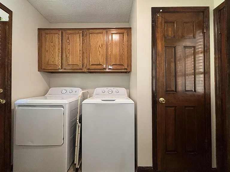 1153 Verlington Dr — Photo 9