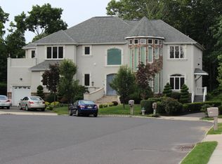 109 Ivory Ct, Lakewood, NJ 08701