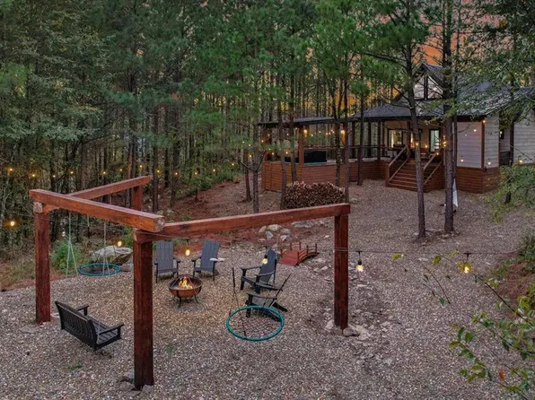 72 Bear Pine Trl, Broken Bow, OK 74728