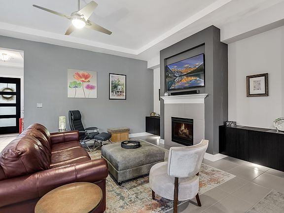 3rd image of 309 W Jeffrey David Ln