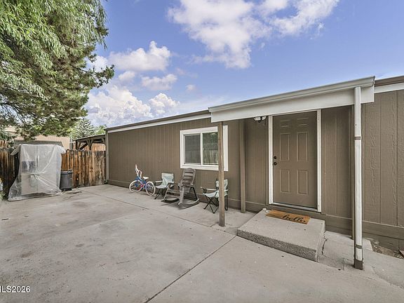 3rd image of 587 Jenni Ln