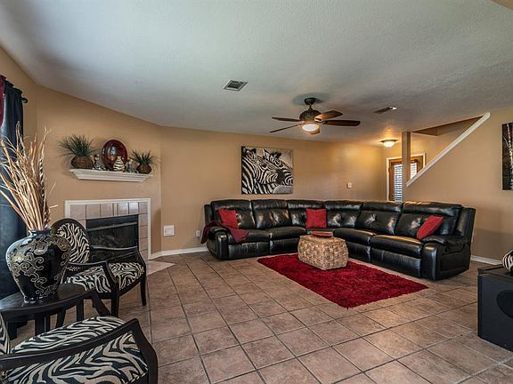 4th image of 3938 Braden Dr N
