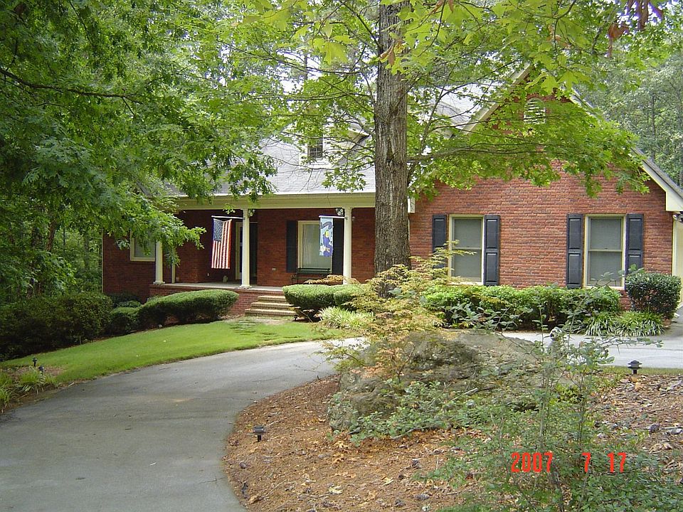 Brick home on gorgeous, private lot