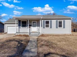 410 N Circle Dr, Wilmington, IL