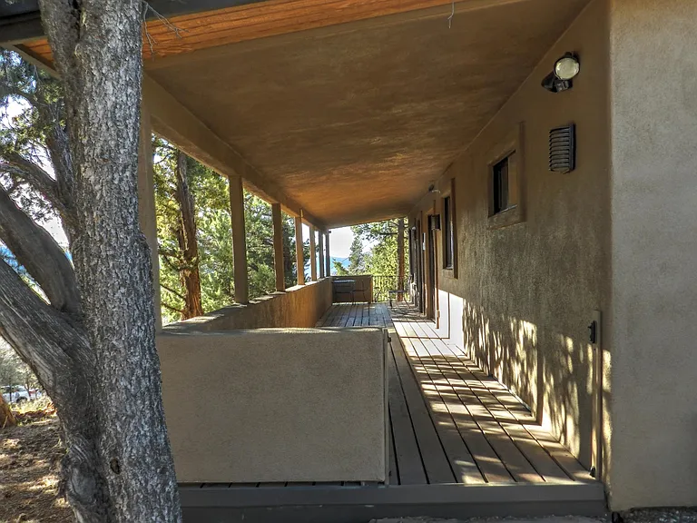 385 Coffee Pot Dr — Photo 27