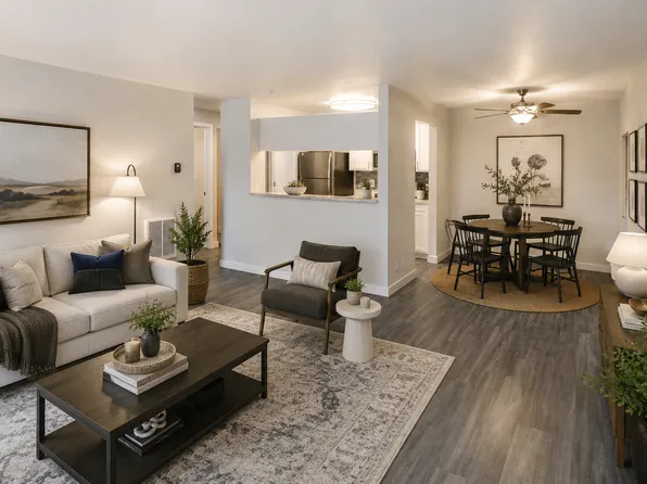 Redwood Plaza Apartments