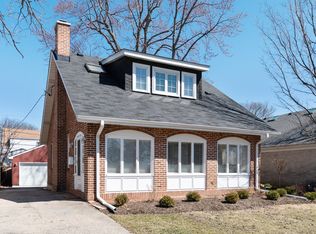 565 Green Bay Rd, Highland Park, IL 60035