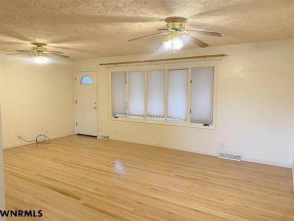 4th image of 501 W 32nd St