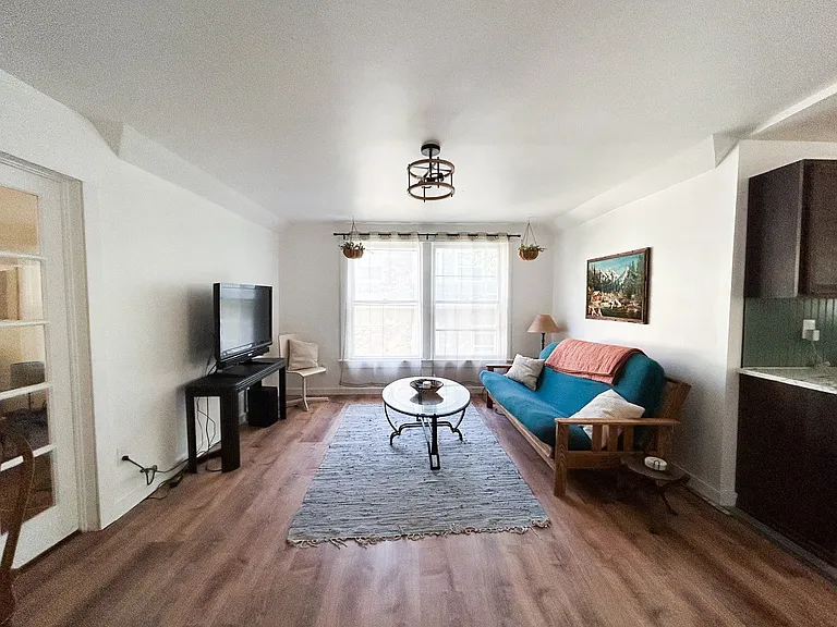 1011 W 15th Ave #A — Photo 6