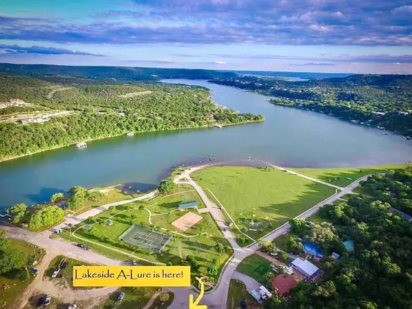 10612 Lakeside Dr, Leander, TX 78645