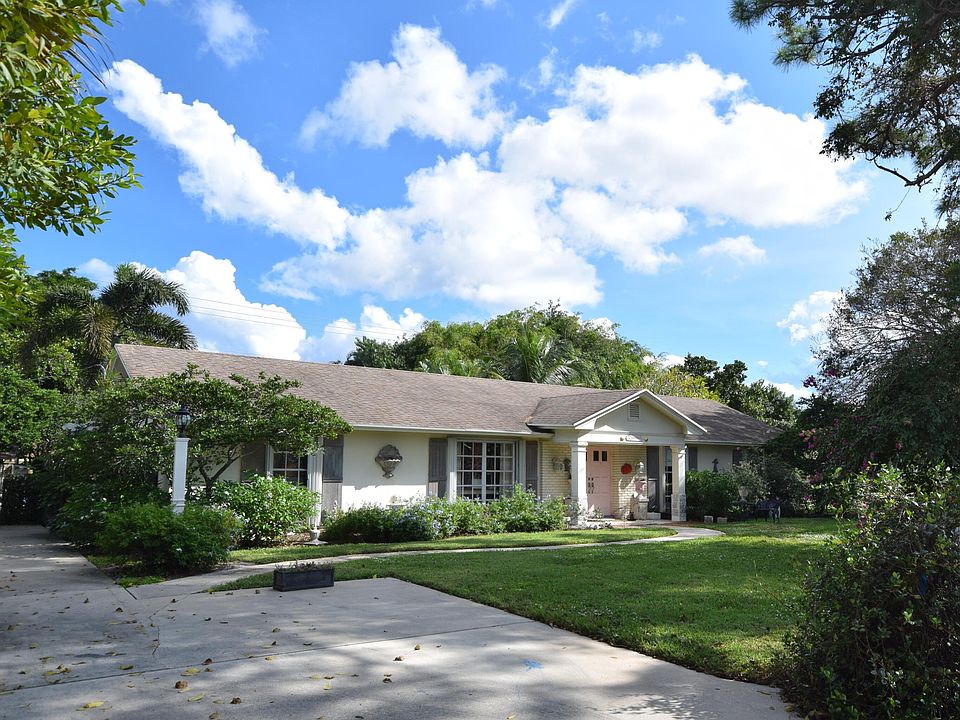 1st image of 1001 NW 3rd Ave