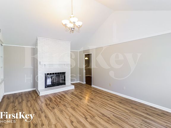 3rd image of 4420 W Hunters Glen St