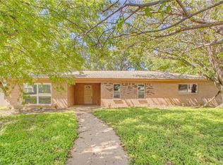 4121 Sunset Trl, Lake Worth, TX 76135