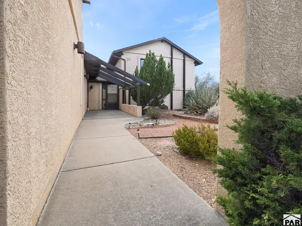 809 S Greenway Ave, Pueblo West, CO 81007