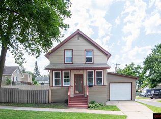 517 E Elm St, Mankato, MN 56001
