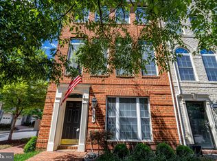 5228 Harold Secord St, Alexandria, VA 22304