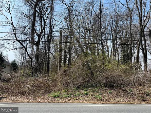 13 Chichester Rd, Aston, PA 19014