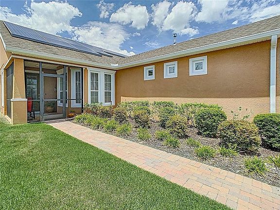 3rd image of 101 Mist Flower Ln