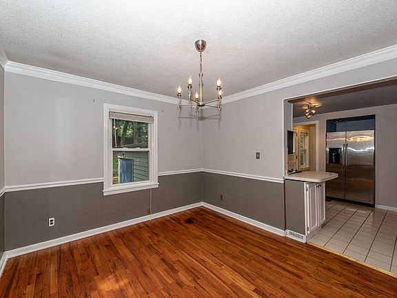 4th image of 1123 Tapoco Ave