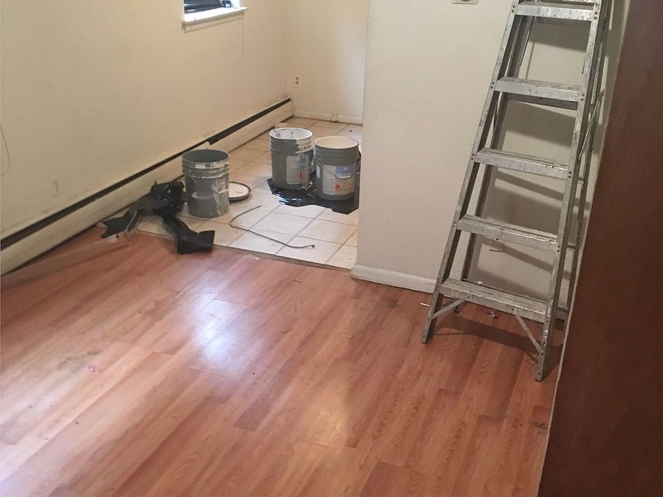 1st image of 903 E Cliveden St #1BR