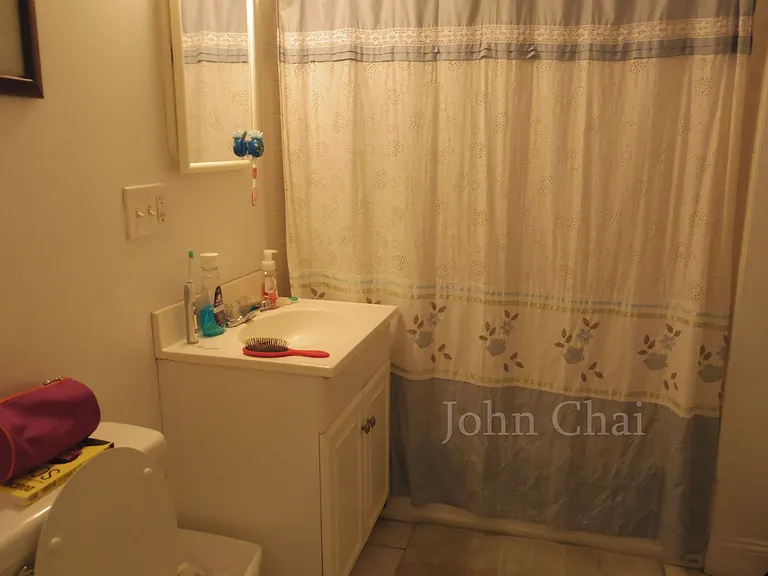 10 Orkney Rd #2 — Photo 4