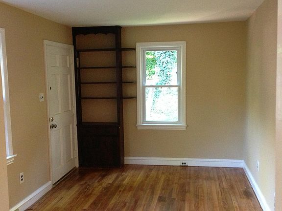 3rd image of 507 Woodland Ave