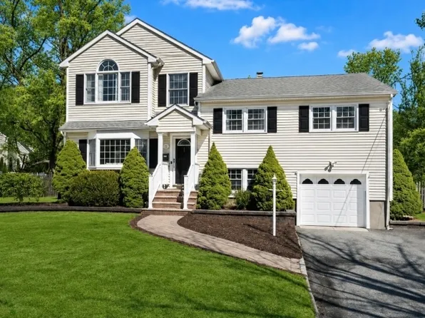 46 Circle Rd, Florham Park Boro, NJ 07932