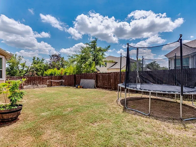 5720 Viejo Dr — Photo 34