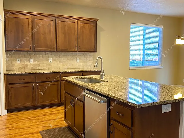 61402 Sunbrook Dr — Photo 11