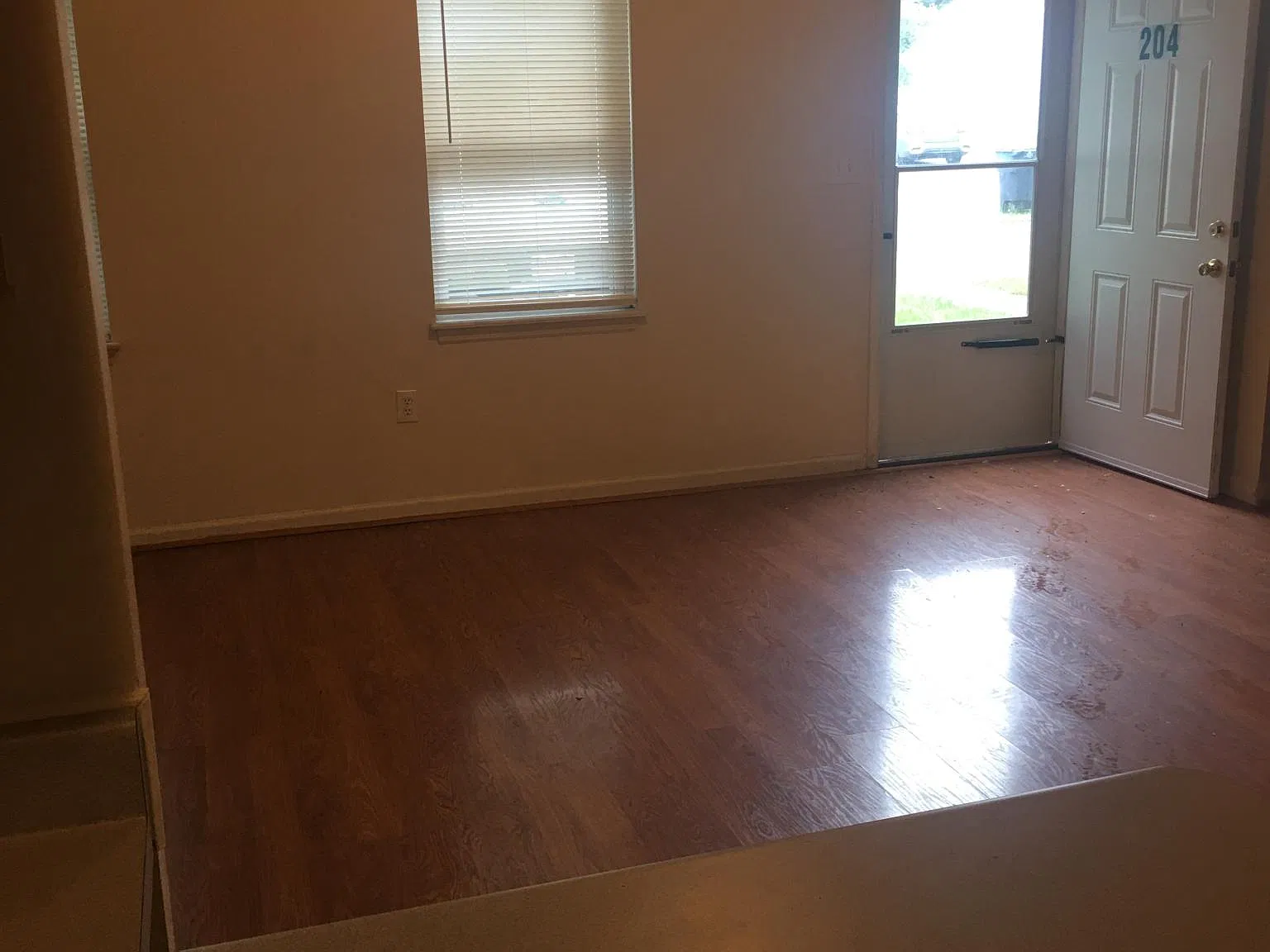 204 Marlene Dr — Photo 2
