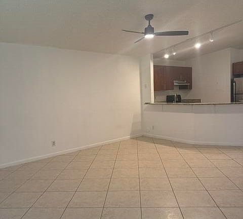 4th image of 15763 Woodgate Ct #D