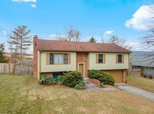 2306 Capistrano St, Blacksburg, VA 24060