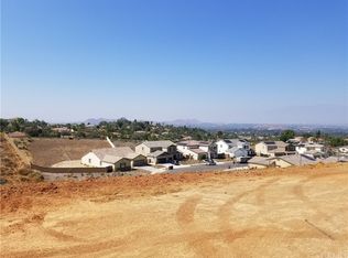 16765 La Bella Villa, Riverside, CA 92503