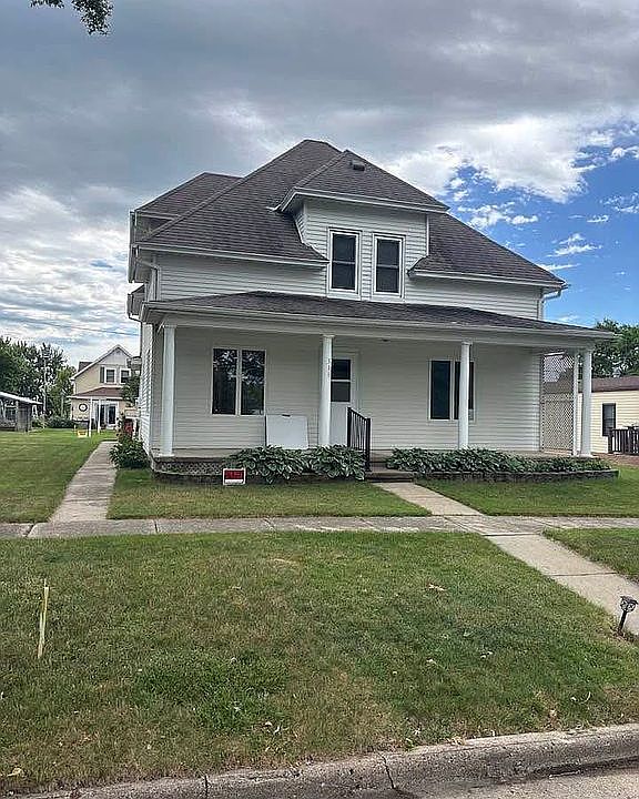 1st image of 311 W Head St