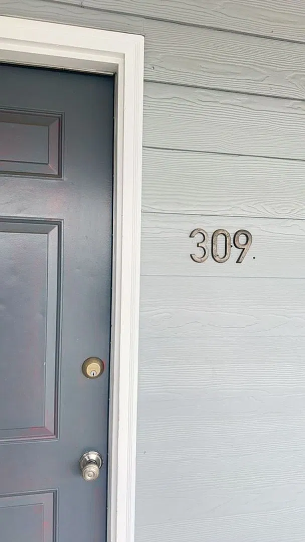 Great top floor unit for $3375 month! Lease includes TWO assigned parking spaces! Sign now, move ... — Photo 2