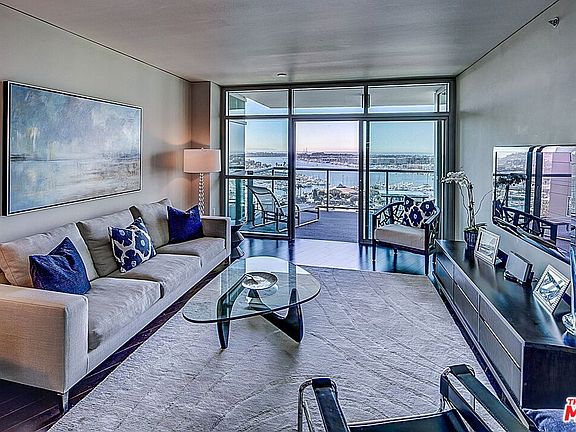 4th image of 13650 Marina Pointe Dr Unit 1503