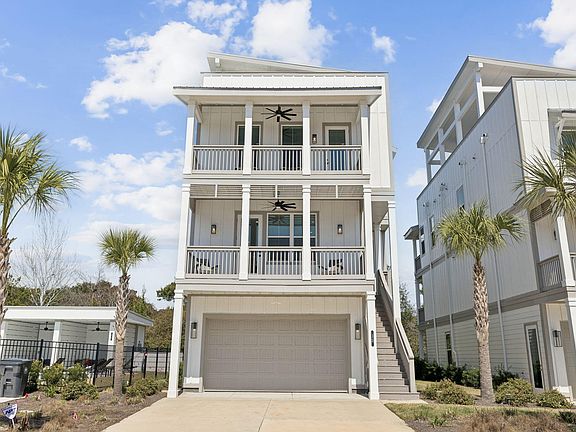 2nd image of 15 E Queen Palm Dr