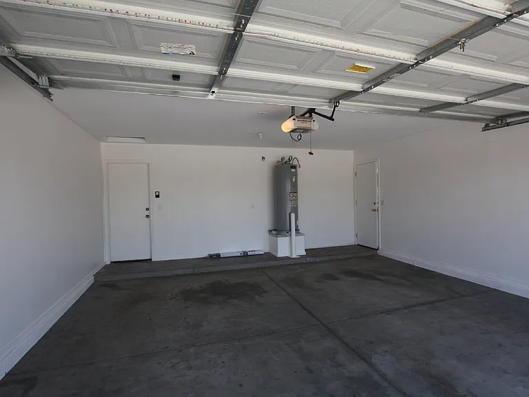 25735 W Elwood St — Photo 32