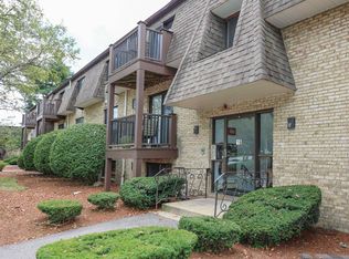 16 Tiffany Rd APT 4, Salem, NH 03079