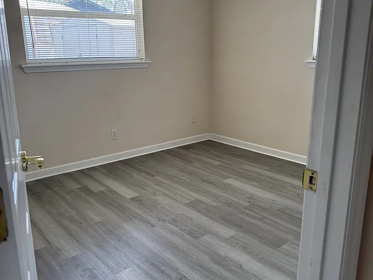 577 Cody Dr — Photo 5
