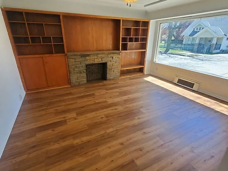 620 W Melvina St — Photo 4
