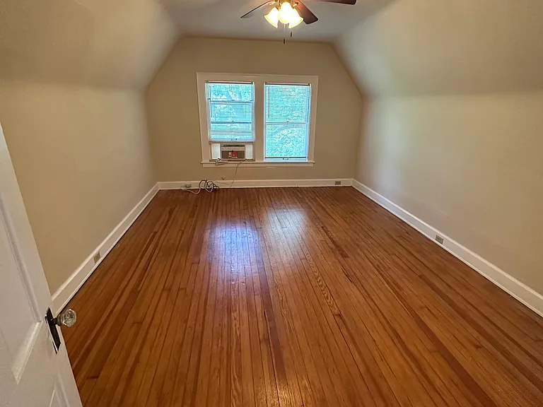 2863 E Derbyshire Rd #3 — Photo 16